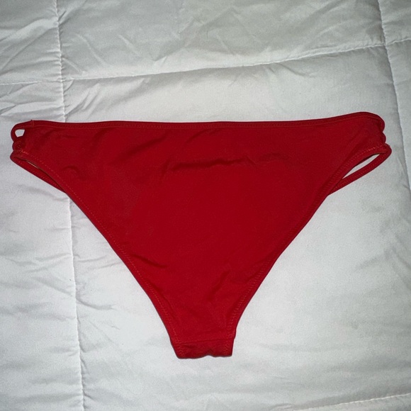 red bikini bottoms - Picture 2 of 3